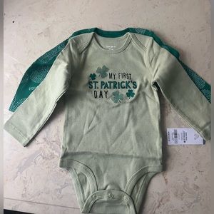 Carter’s 2 piece long sleeve onesie. 1st St. Patrick’s Day.☘️